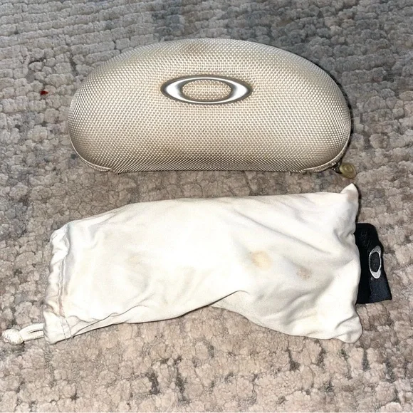 Oakley Gascan sunglasses - Picture 4 of 4